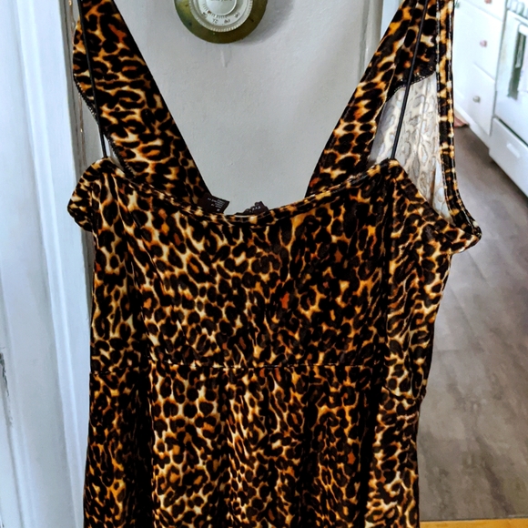 Free Press Medium Leopard print satin dress - Picture 4 of 4